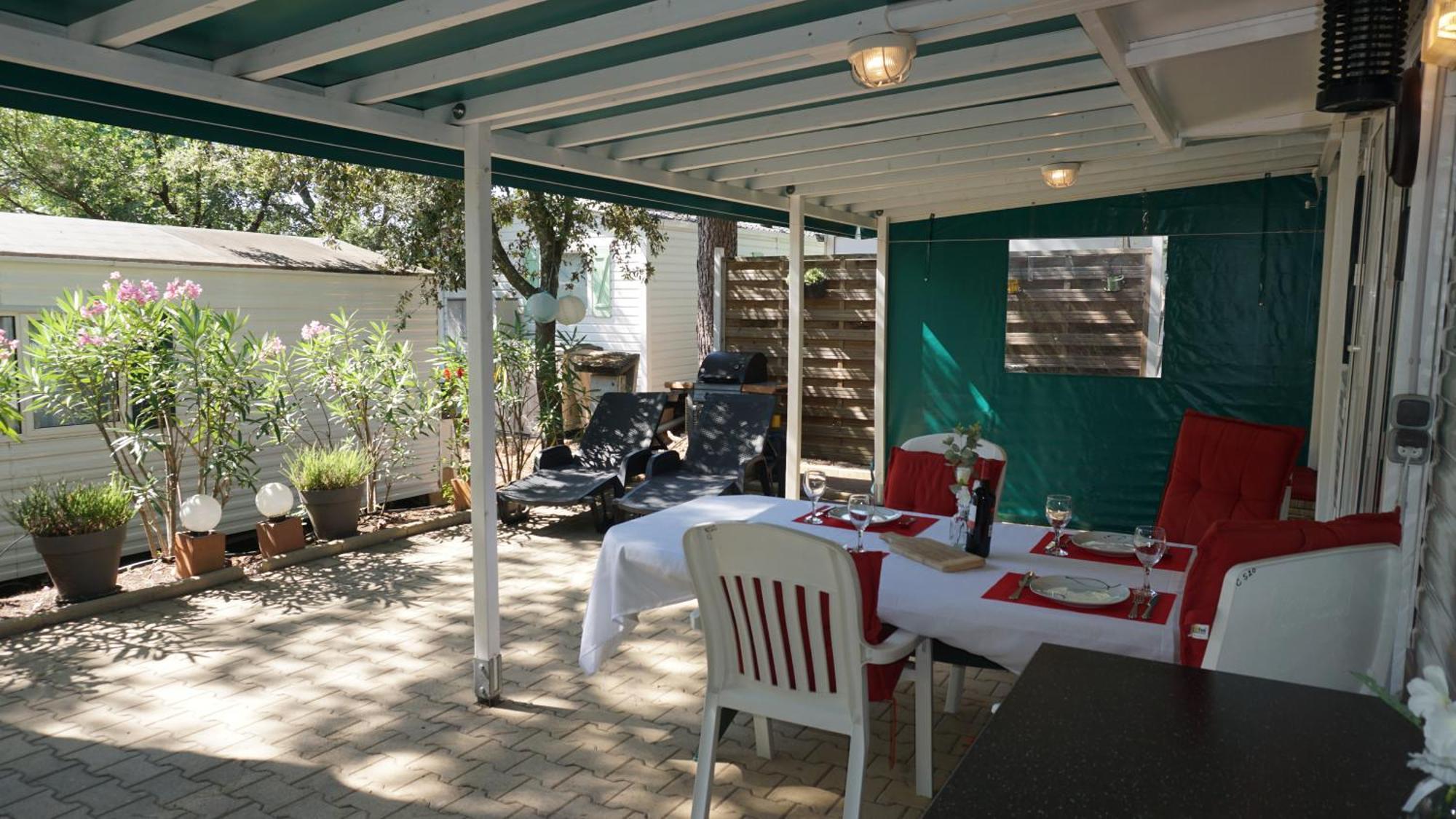 Chalets Met Buitenkeuken Op Camping Lei Suves - Joycasa Roquebrune-sur-Argens Cameră foto