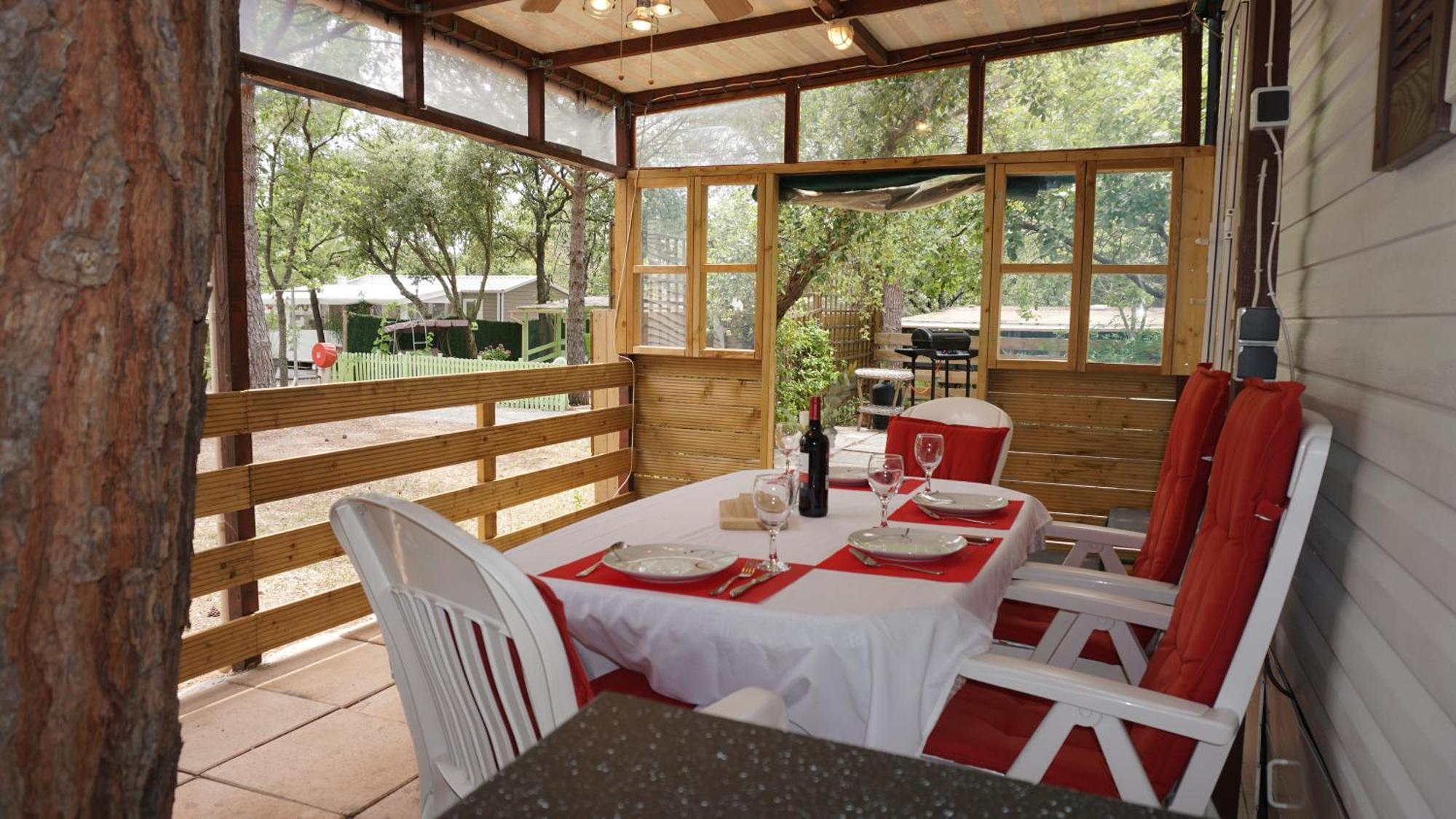 Chalets Met Buitenkeuken Op Camping Lei Suves - Joycasa Roquebrune-sur-Argens Cameră foto